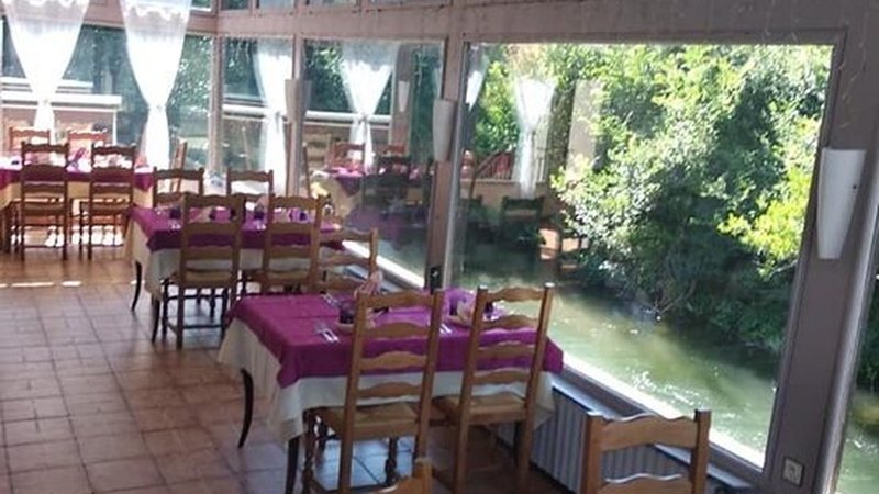 Visite virtuelle 360° Google Street View - Auberge dela Vanne (Restaurant) à Auxerre Yonne