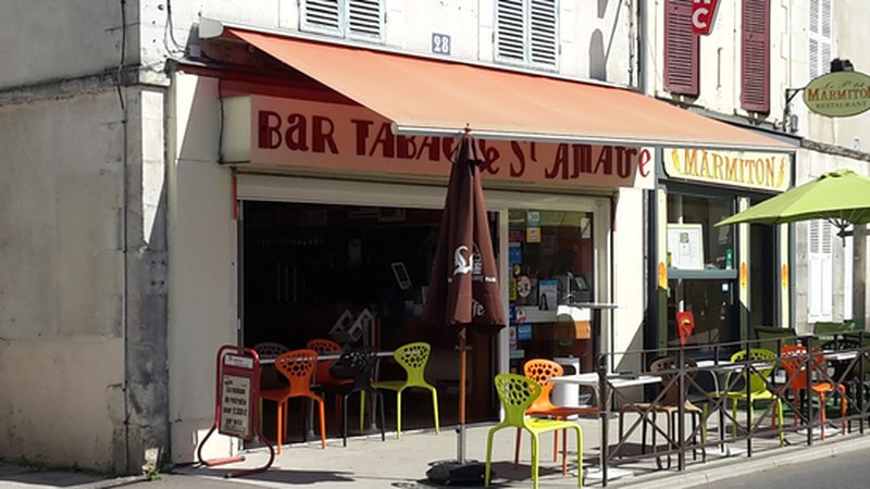 Visite virtuelle 360° Google Street View - Bar Tabac Le Saint-Amâtre (Bar / Café) à Auxerre Yonne