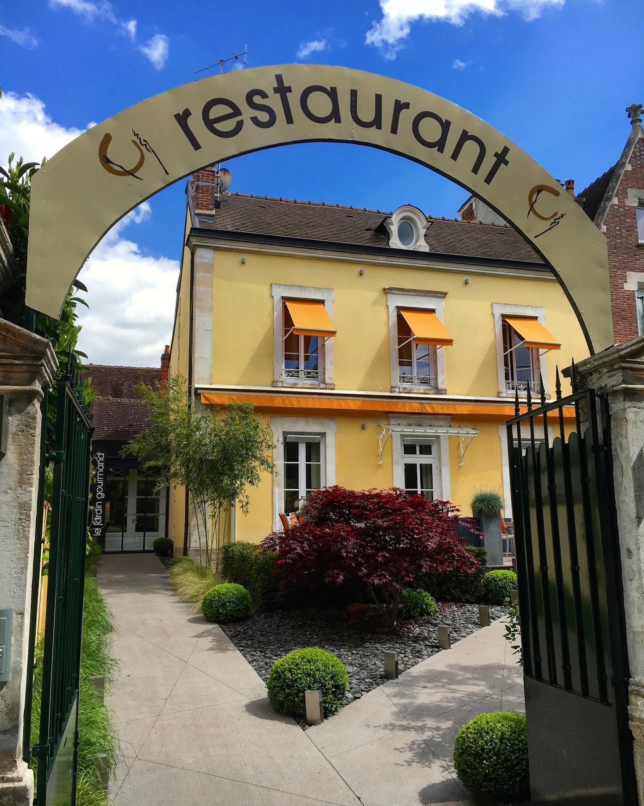 Visite virtuelle 360° Google Street View - Jardin Gourmand (Restaurant) à Auxerre Yonne