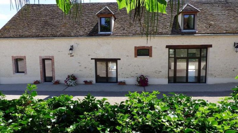 Visite virtuelle 360° Google Street View - Manoir de Hauterive (Hôtel / Gîte) à Auxerre Yonne